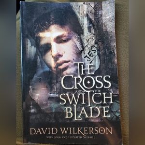 THE CROSS AND THE SWITCH BLADE DAVID WILKERSON PAPERBACK